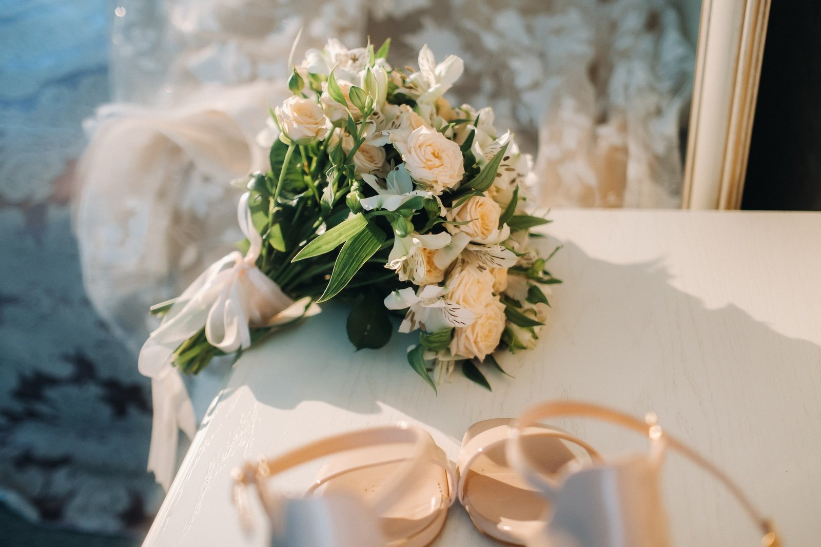 wedding bouquet with roses on the table.The decor at the wedding